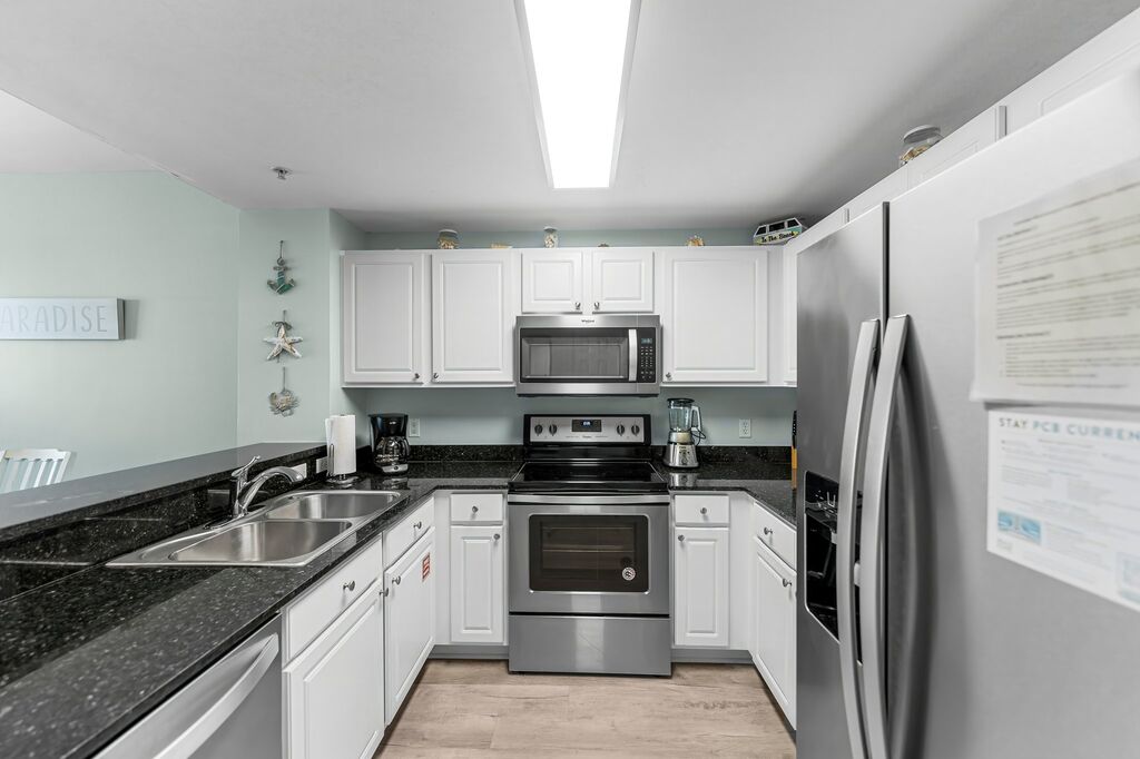 3 Condominium vacation rental located in Panama City Beach 1