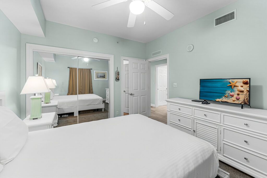 3 Condominium vacation rental located in Panama City Beach 1