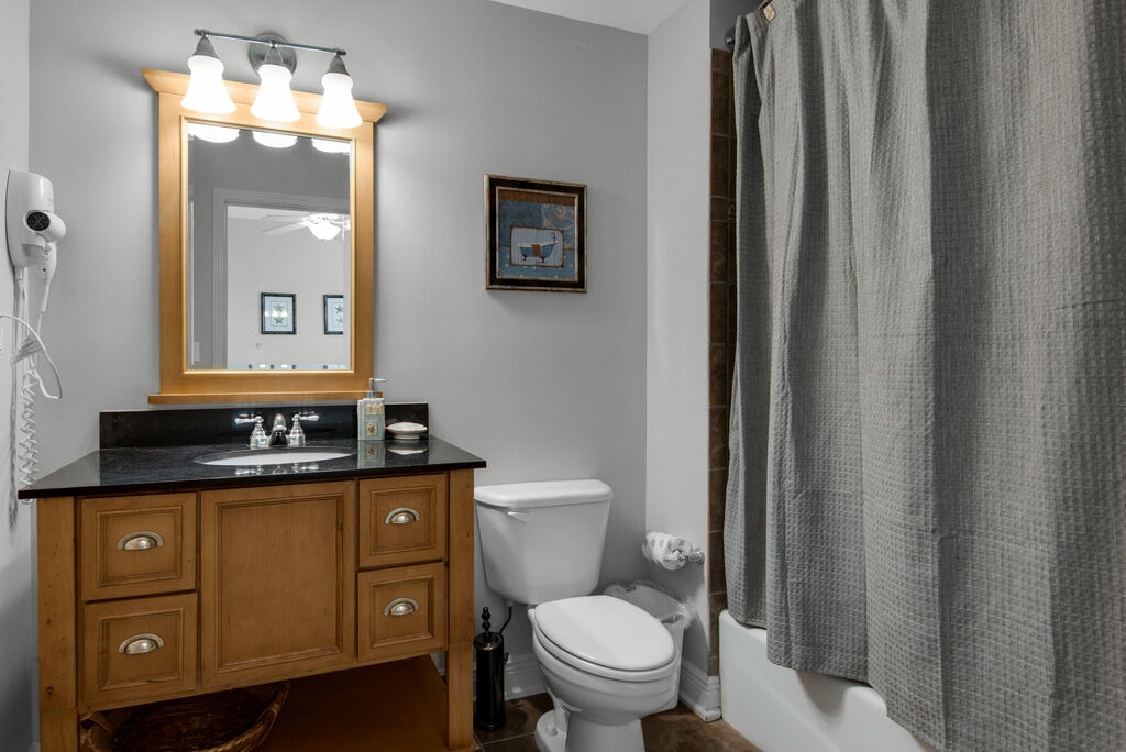 3 Condominium vacation rental located in Panama City Beach 1