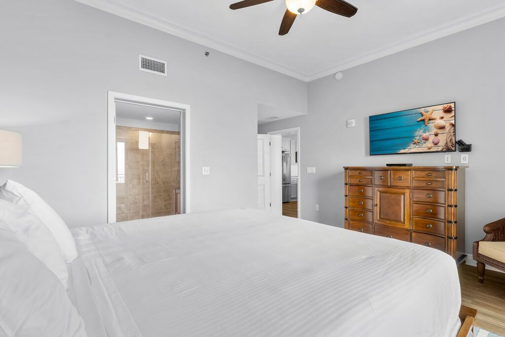 3 Condominium vacation rental located in Panama City Beach 1