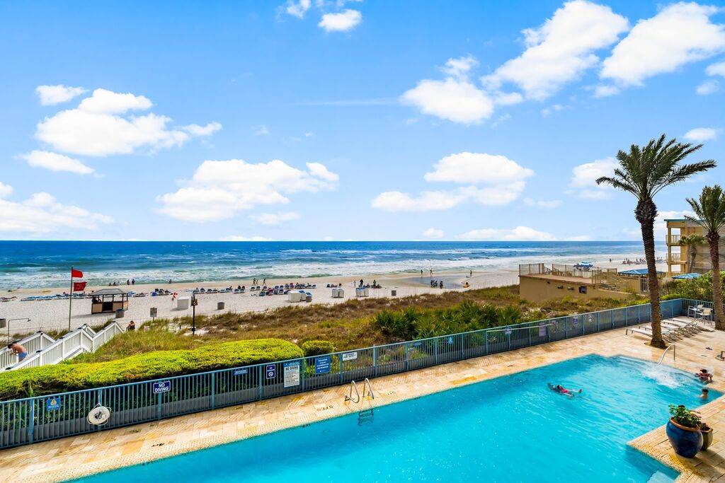 3 Condominium vacation rental located in Panama City Beach 1