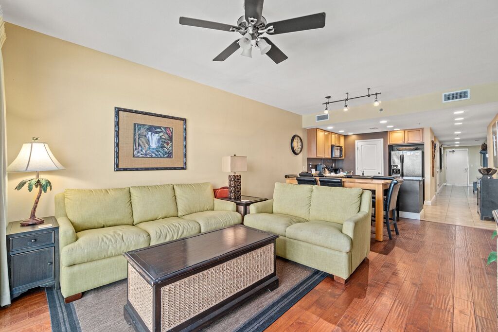 2 Condominium vacation rental located in Panama City Beach 1