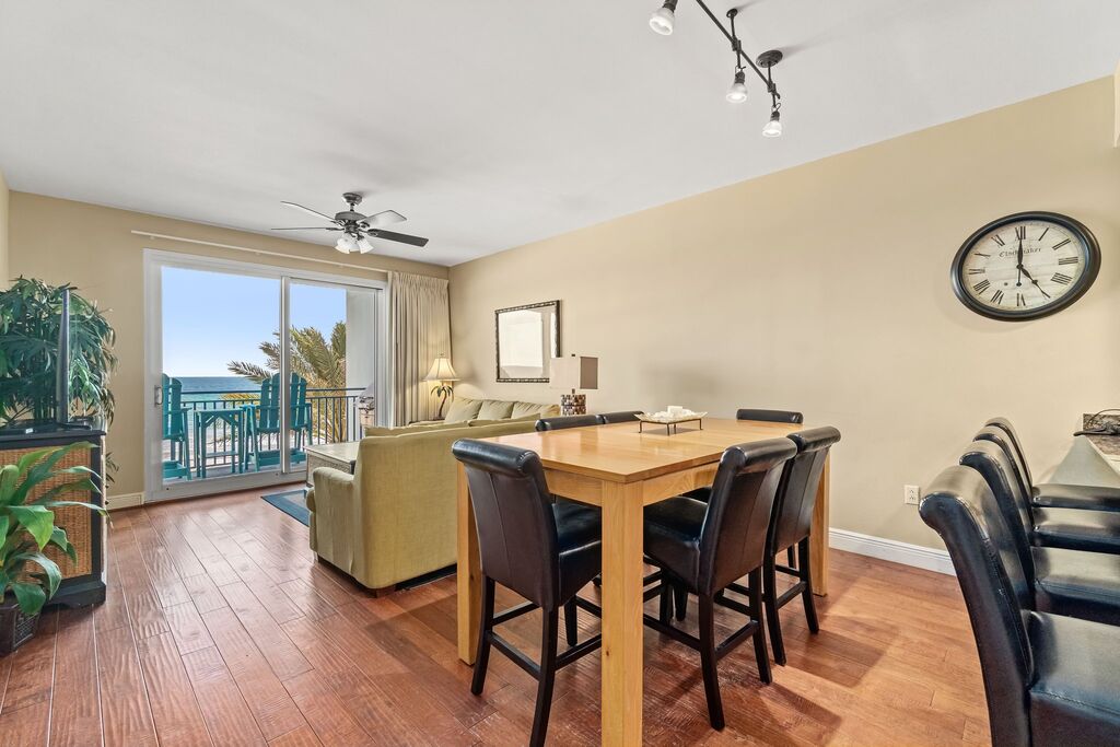 2 Condominium vacation rental located in Panama City Beach 1