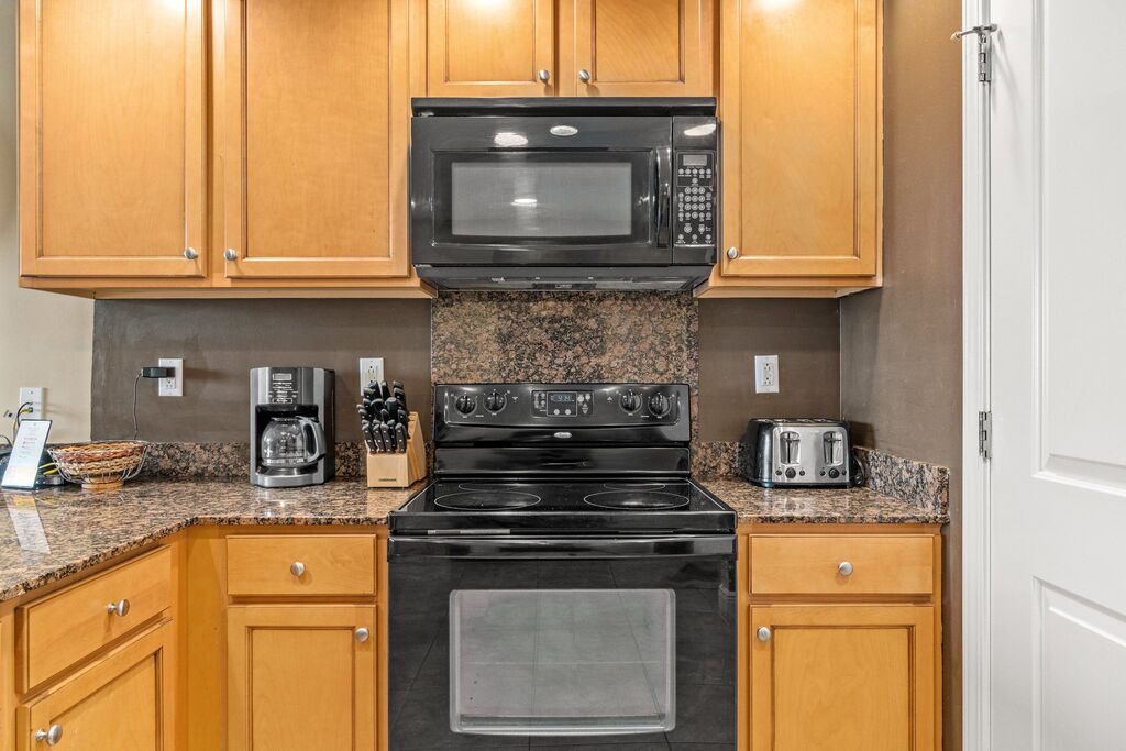 2 Condominium vacation rental located in Panama City Beach 1