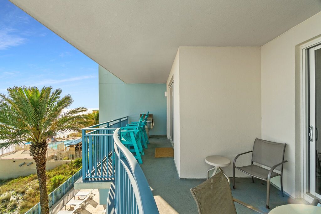2 Condominium vacation rental located in Panama City Beach 1