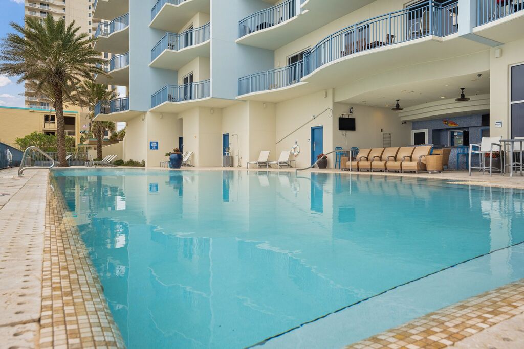 2 Condominium vacation rental located in Panama City Beach 1