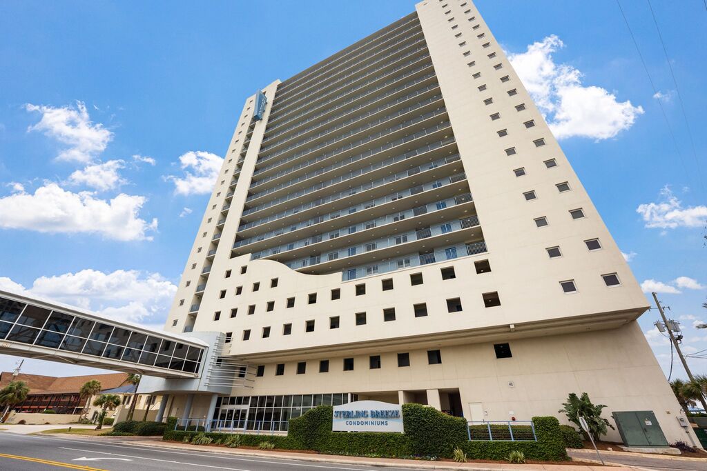 2 Condominium vacation rental located in Panama City Beach 1