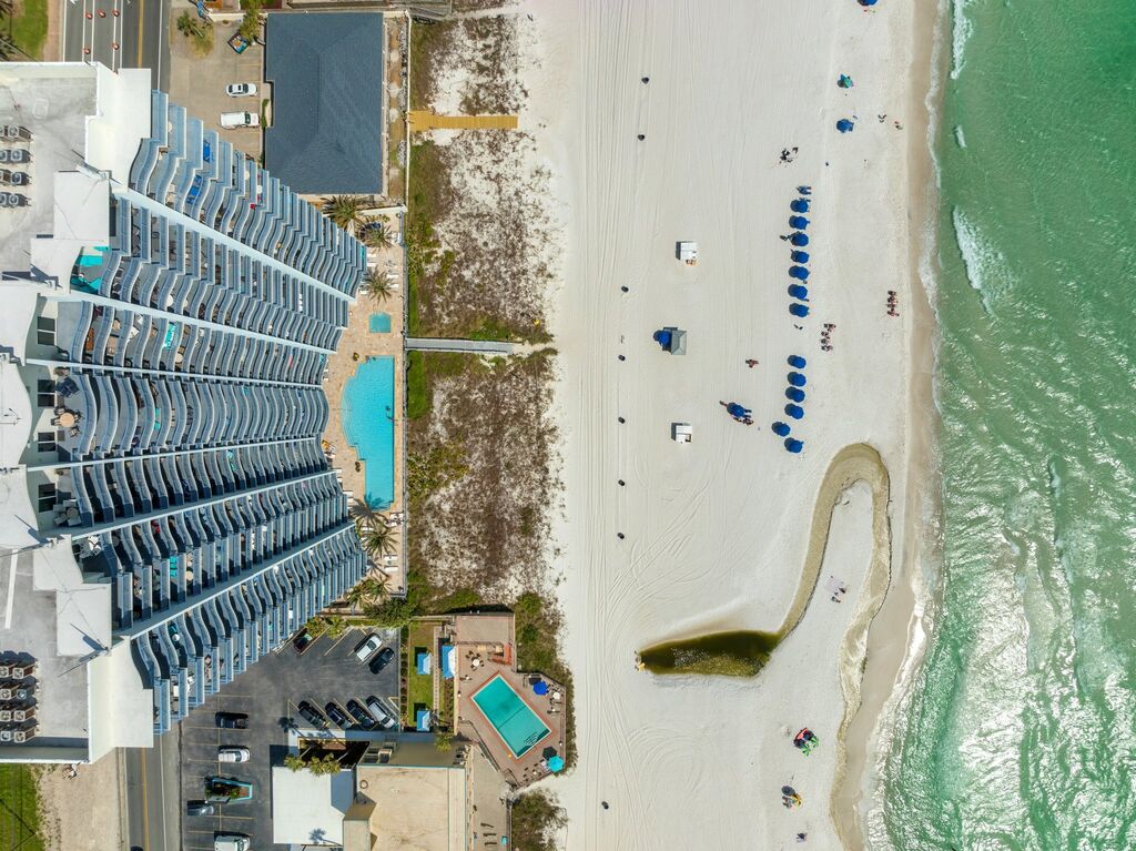 2 Condominium vacation rental located in Panama City Beach 1