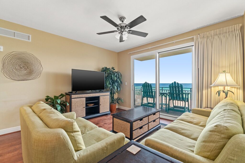 2 Condominium vacation rental located in Panama City Beach 1