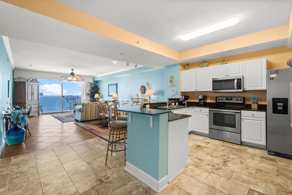 2 Condominium vacation rental located in Panama City Beach 1