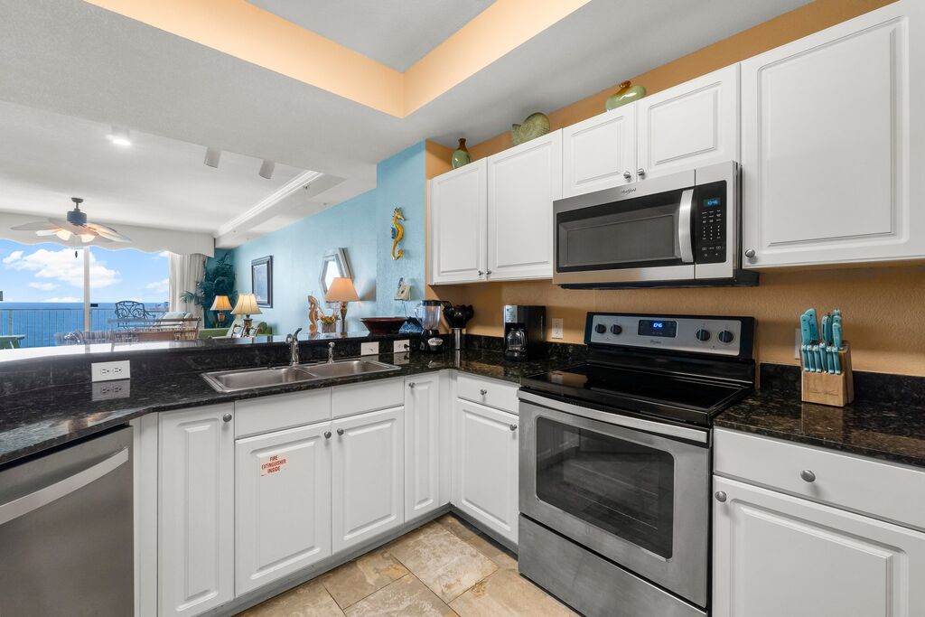 2 Condominium vacation rental located in Panama City Beach 1