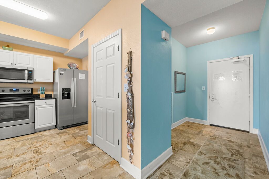 2 Condominium vacation rental located in Panama City Beach 1
