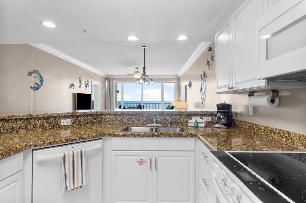 2 Condominium vacation rental located in Panama City Beach 1
