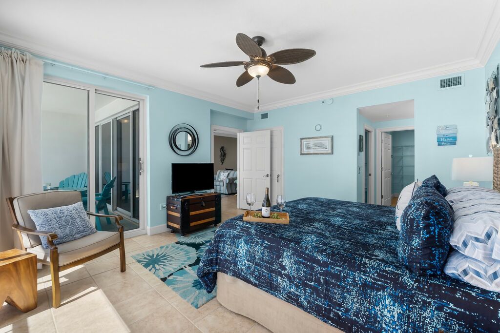 2 Condominium vacation rental located in Panama City Beach 1