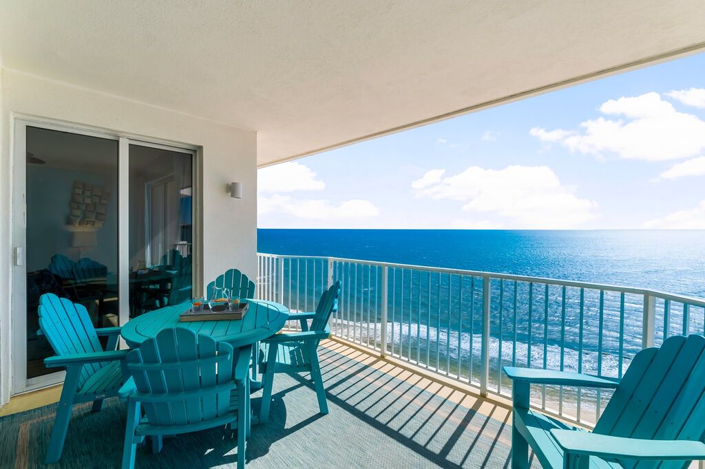 2 Condominium vacation rental located in Panama City Beach 1