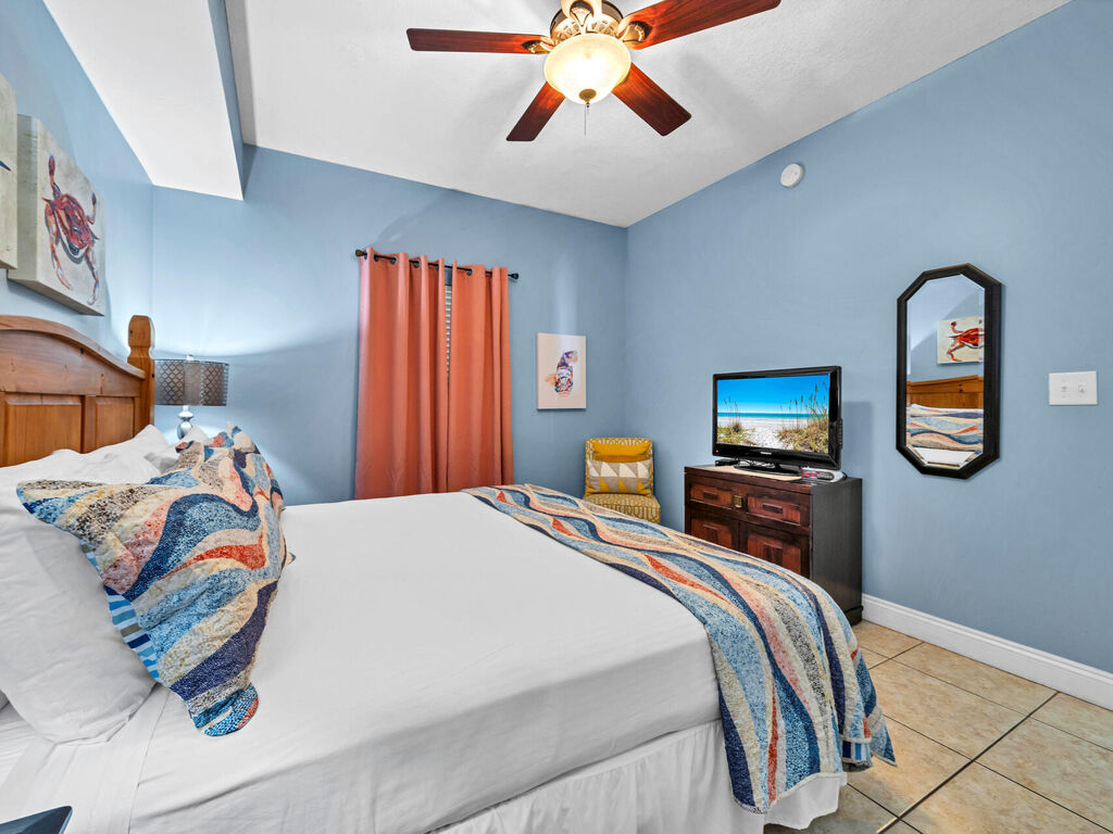 3 Condominium vacation rental located in Okaloosa Island 1