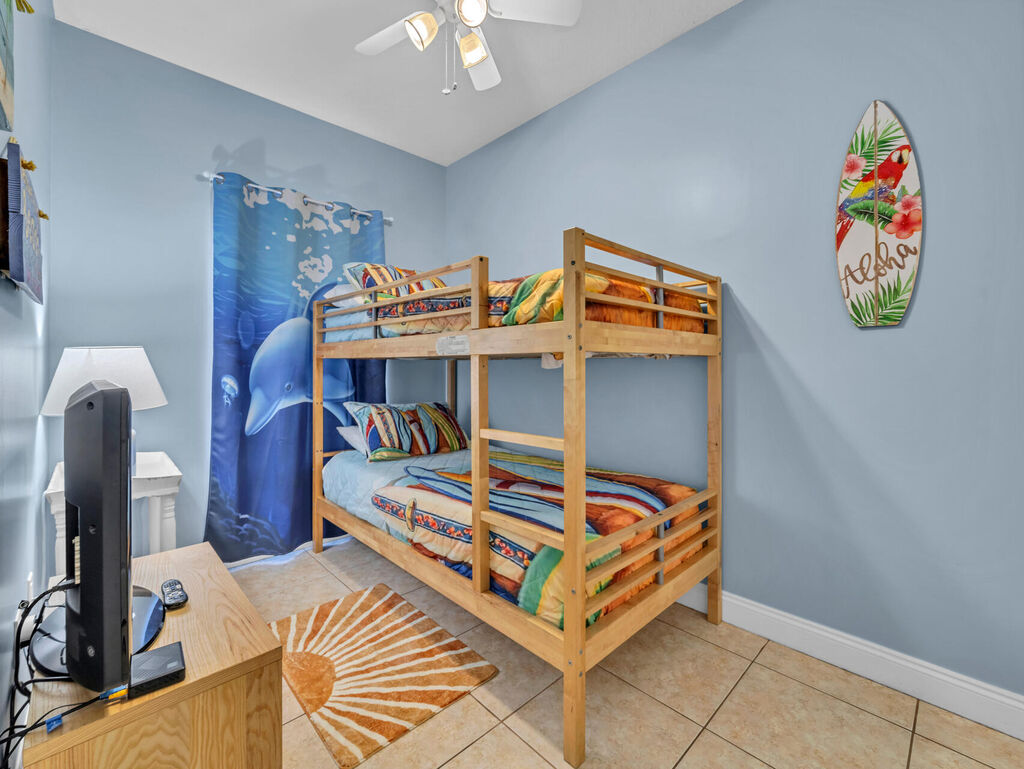 3 Condominium vacation rental located in Okaloosa Island 1