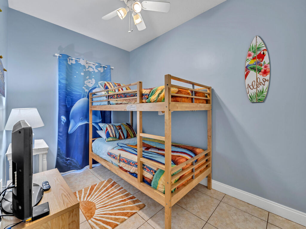 3 Condominium vacation rental located in Okaloosa Island 1