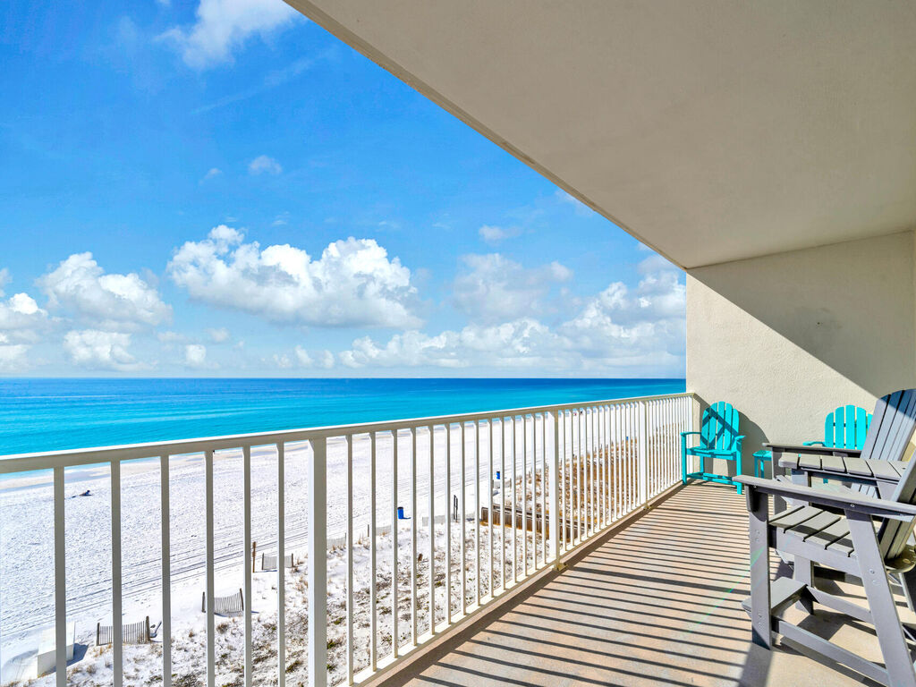 3 Condominium vacation rental located in Okaloosa Island 1