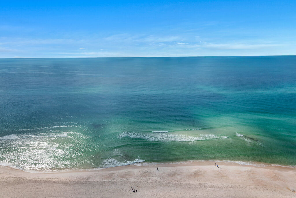 2 Condominium vacation rental located in Panama City Beach 1