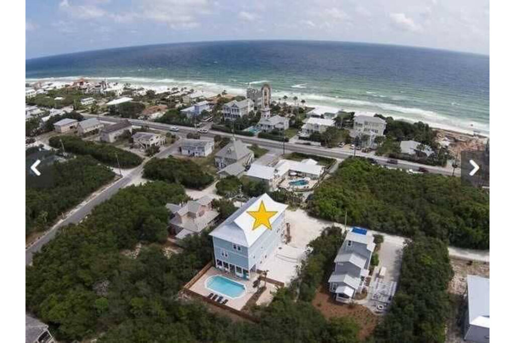 10 House vacation rental located in 30A 1