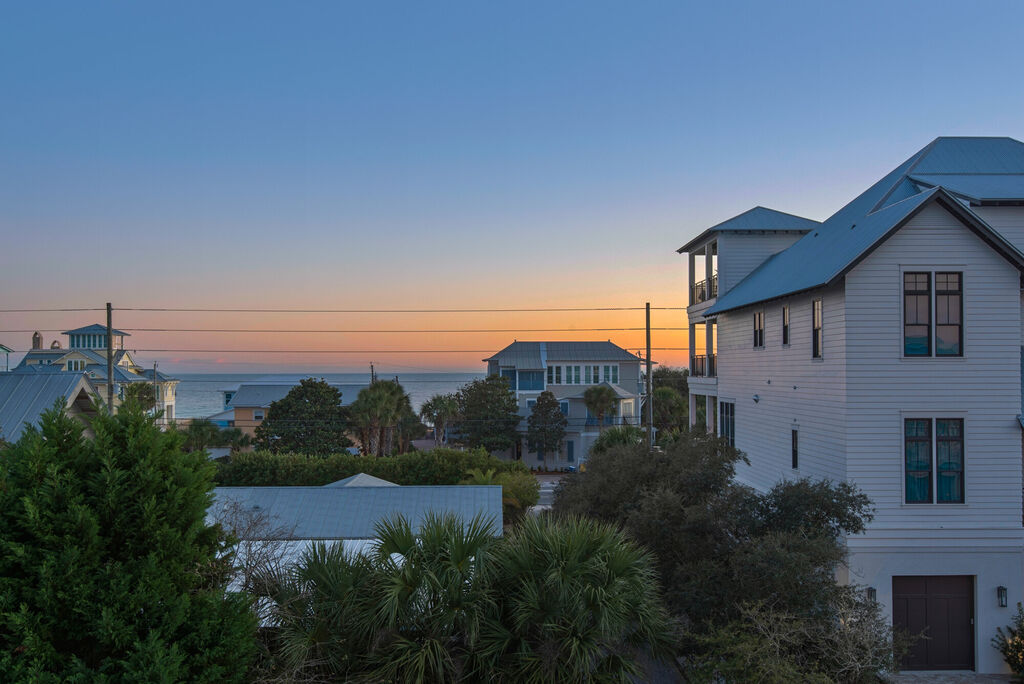 10 House vacation rental located in 30A 1
