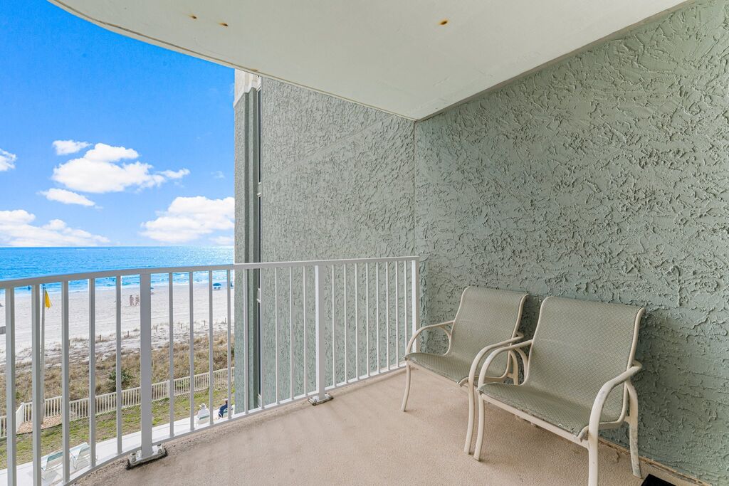 3 Condominium vacation rental located in Panama City Beach 1