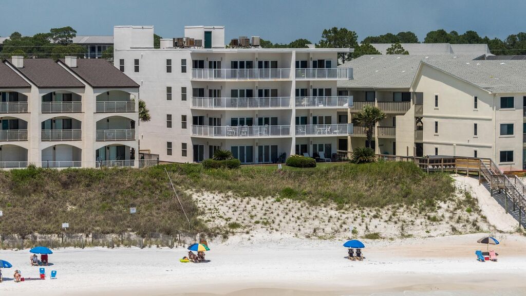 3 Condominium vacation rental located in 30A 1