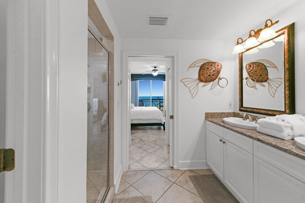 3 Condominium vacation rental located in Okaloosa Island 1