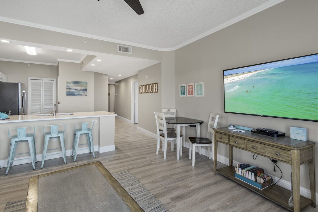 3 Condominium vacation rental located in Okaloosa Island 1