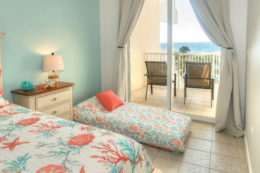 3 Condominium vacation rental located in Okaloosa Island 1