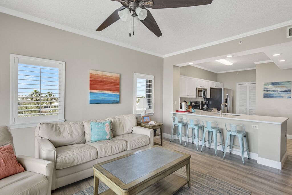 3 Condominium vacation rental located in Okaloosa Island 1