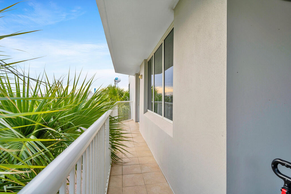 3 Condominium vacation rental located in Okaloosa Island 1
