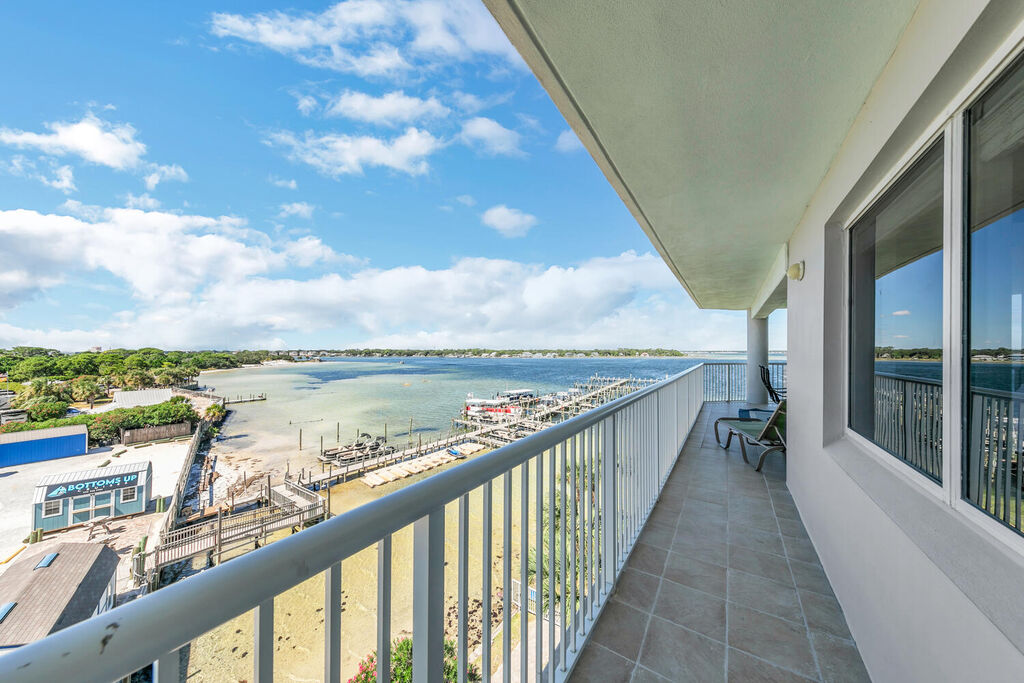 3 Condominium vacation rental located in Okaloosa Island 1