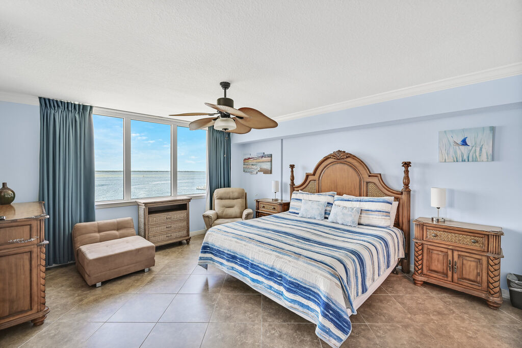3 Condominium vacation rental located in Okaloosa Island 1