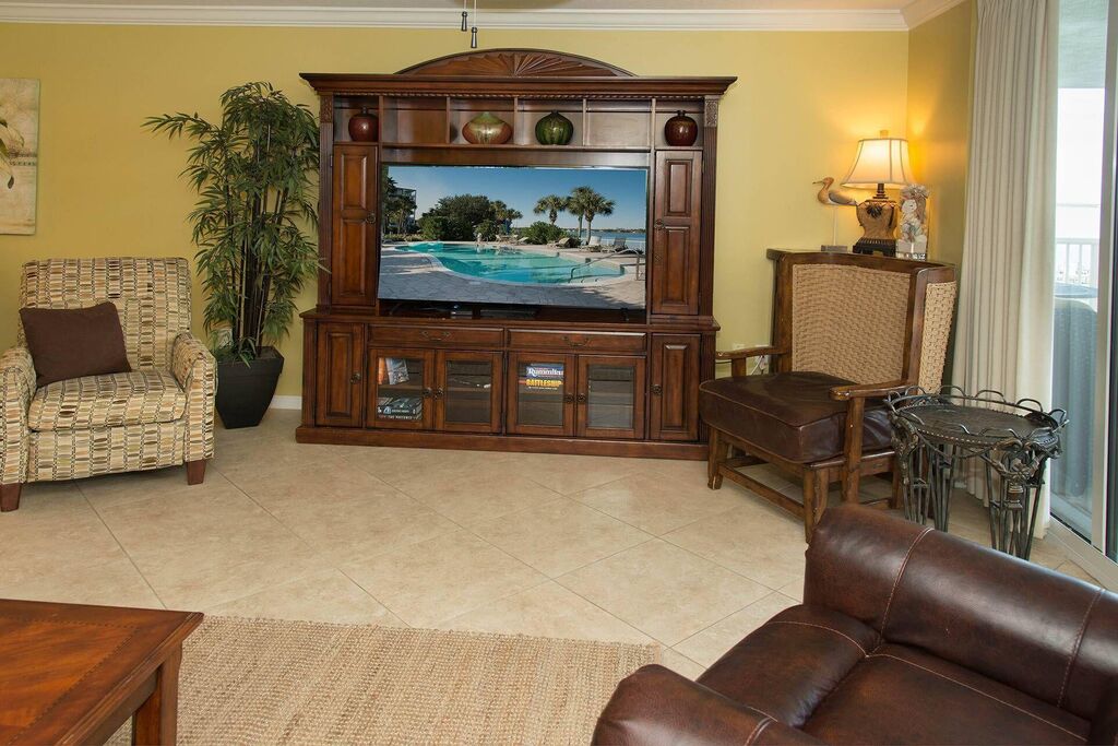 3 Condominium vacation rental located in Okaloosa Island 1
