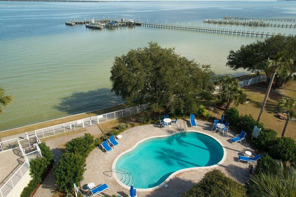 3 Condominium vacation rental located in Okaloosa Island 1