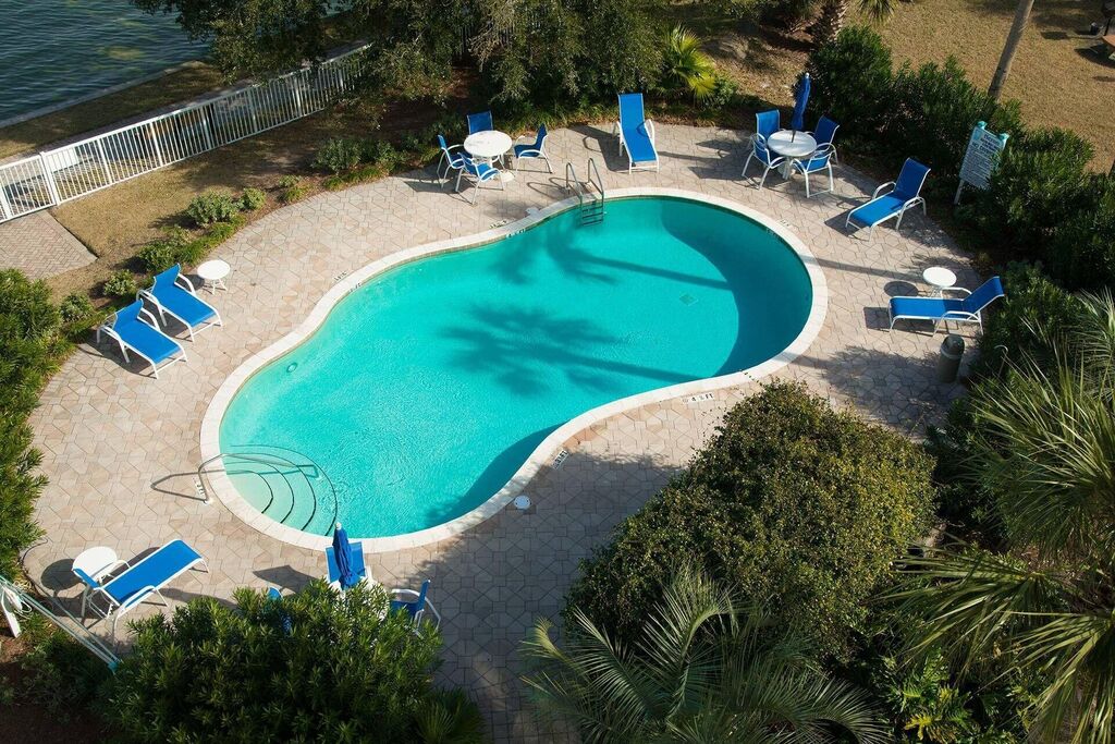 3 Condominium vacation rental located in Okaloosa Island 1