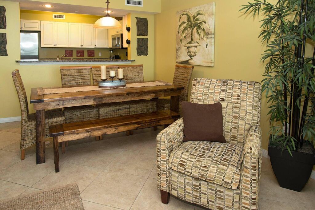3 Condominium vacation rental located in Okaloosa Island 1