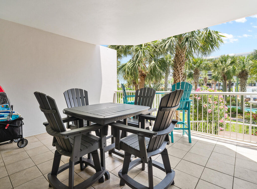 3 Condominium vacation rental located in Okaloosa Island 1