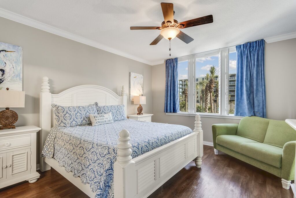 3 Condominium vacation rental located in Okaloosa Island 1