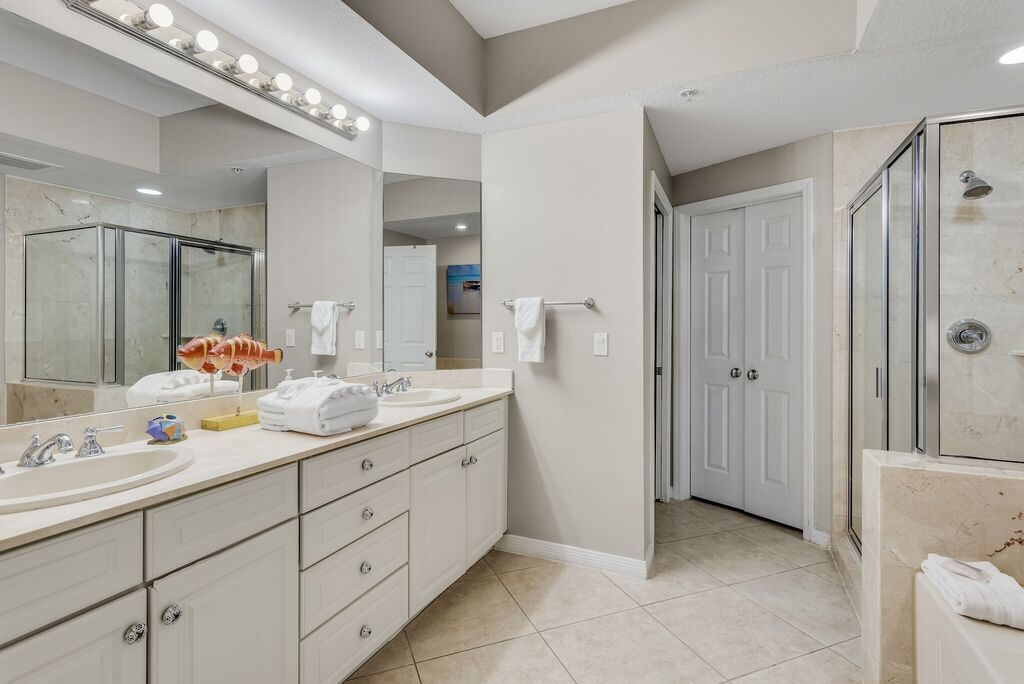 3 Condominium vacation rental located in Okaloosa Island 1