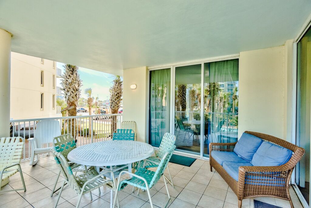 3 Condominium vacation rental located in Okaloosa Island 1