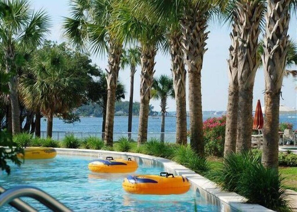 3 Condominium vacation rental located in Okaloosa Island 1