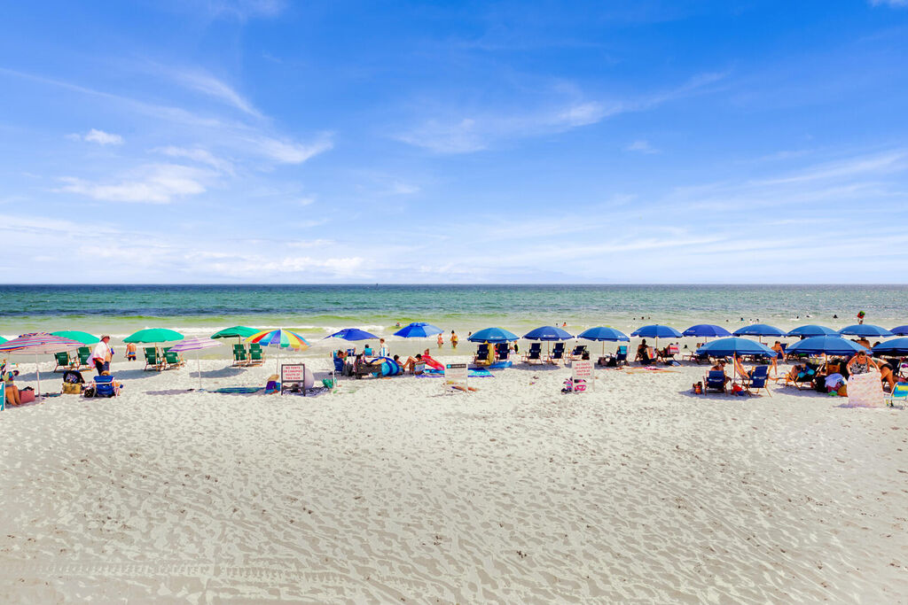 3 Condominium vacation rental located in Okaloosa Island 1