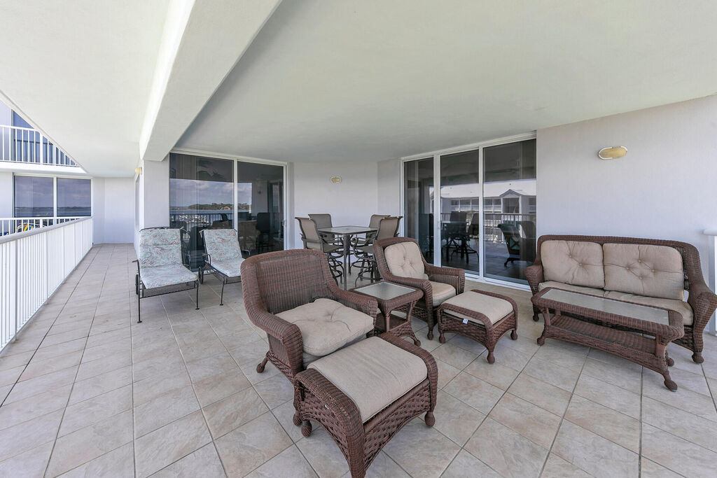 3 Condominium vacation rental located in Okaloosa Island 1