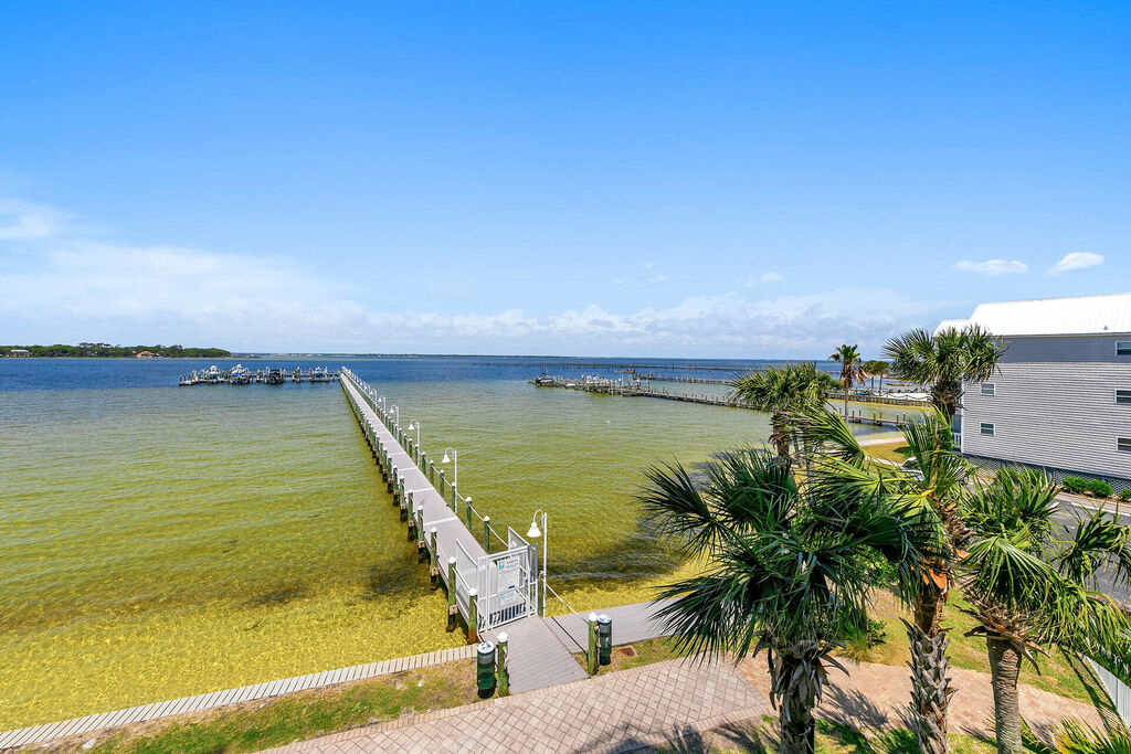 3 Condominium vacation rental located in Okaloosa Island 1