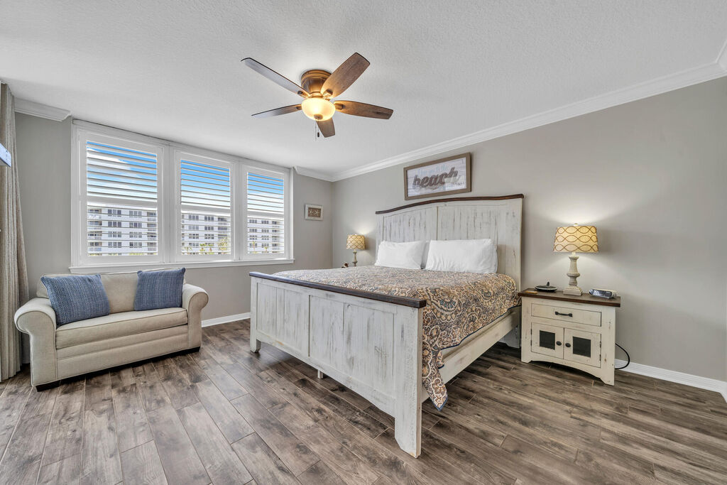 3 Condominium vacation rental located in Okaloosa Island 1