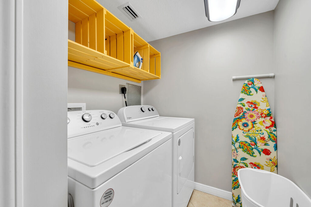 3 Condominium vacation rental located in Okaloosa Island 1