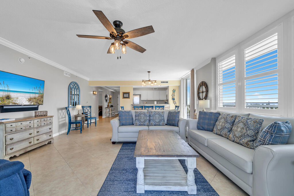 3 Condominium vacation rental located in Okaloosa Island 1